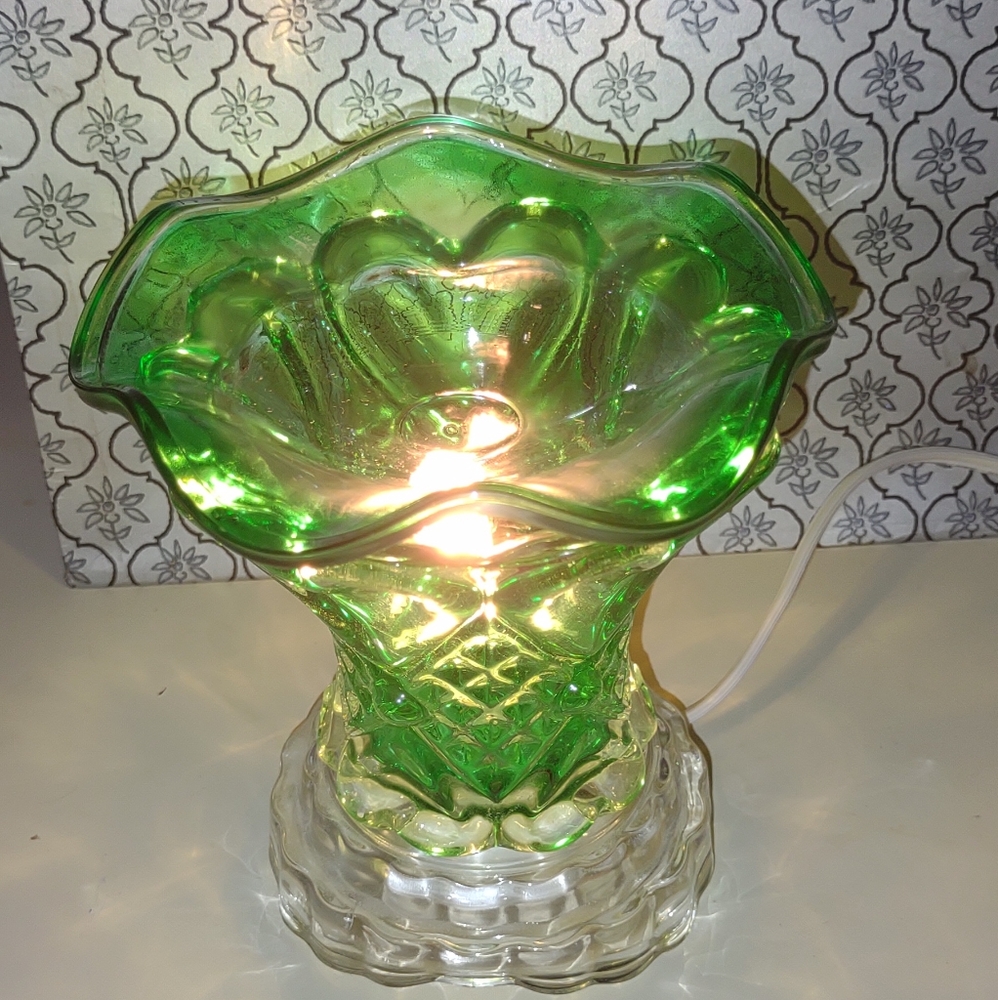 Green glass nightlight and essential oil warmer aromatherapy new